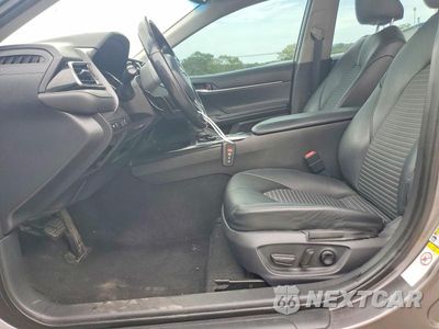 Zdjęcie 7 z 12 samochodu: 2019 TOYOTA CAMRY SE VIN:4T1B11HK9KU772232 - miniatura