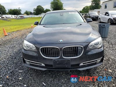 Piąte zdjęcie samochodu w środku: 2014 BMW 7ER LXI VIN:WBAYF8C54ED142517 - miniatura