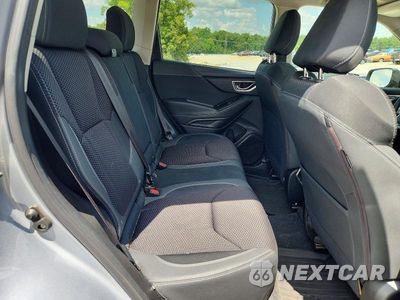Zdjęcie 11 z 13 samochodu: 2019 SUBARU FORESTER PREMIUM VIN:JF2SKAEC5KH525041 - miniatura
