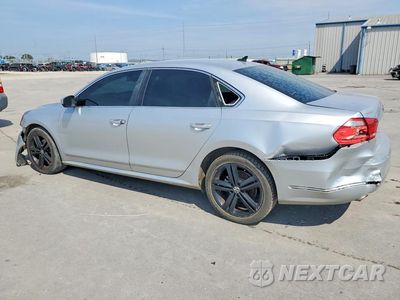Drugie zdjęcie samochodu z przodu: 2015 VOLKSWAGEN PASSAT SE VIN:1VWBV7A3XFC117679 - miniatura