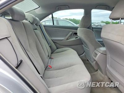 Zdjęcie 10 z 12 samochodu: 2007 TOYOTA CAMRY LE VIN:4T1BE46K27U676426 - miniatura