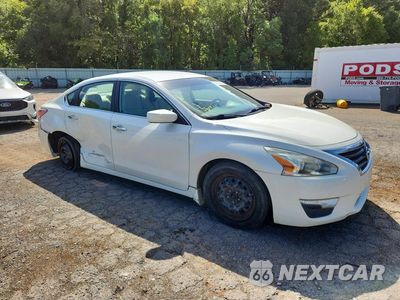 Czwarte zdjęcie samochodu z boku: 2015 NISSAN ALTIMA 2.5 S VIN:1N4AL3AP6FN342174 - miniatura