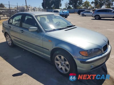 Czwarte zdjęcie samochodu z boku: 2002 BMW 325 I VIN:WBAEV33462KL58392 - miniatura