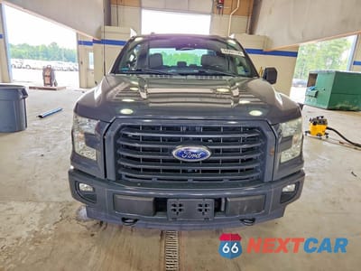 Piąte zdjęcie samochodu w środku: 2017 FORD F150 SUPER CAB VIN:1FTEX1EPXHFA59319 - miniatura