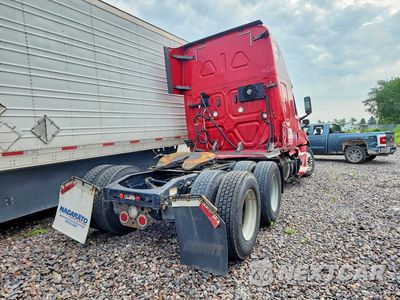 Trzecie zdjęcie samochodu z tyłu: 2019 FREIGHTLINER CASCADIA 126 SEMI TRUCK VIN:3AKJHHDR2KSKF3612 - miniatura