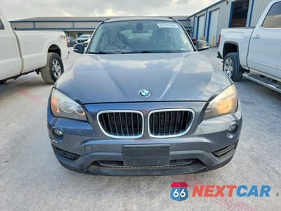Piąte zdjęcie samochodu w środku: 2014 BMW X1 XDRIVE28I VIN:WBAVL1C55EVY19023 - miniatura