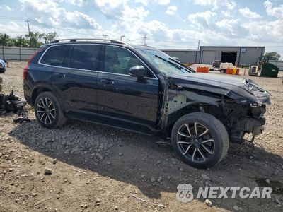 Czwarte zdjęcie samochodu z boku: 2016 VOLVO XC90 T6 VIN:YV4A22PK6G1029537 - miniatura