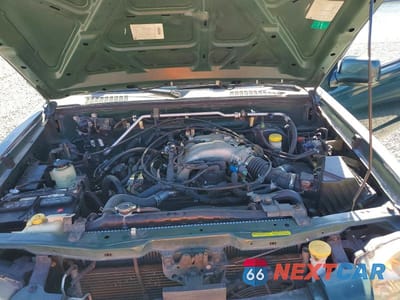 Zdjęcie 11 z 12 samochodu: 2001 NISSAN FRONTIER XE VIN:1N6ED27Y71C304540 - miniatura