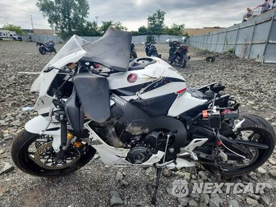 Trzecie zdjęcie samochodu z tyłu: 2025 HONDA CBR1000 RA VIN:JH2SC7759SK800031 - miniatura