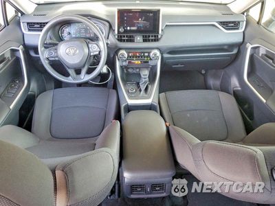 Zdjęcie 8 z 13 samochodu: 2025 TOYOTA RAV4 LE VIN:JTMMWRFV1SD350336 - miniatura
