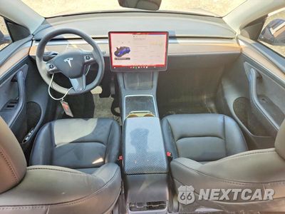 Zdjęcie 8 z 12 samochodu: 2024 TESLA MODEL Y VIN:7SAYGDEEXRF025435 - miniatura
