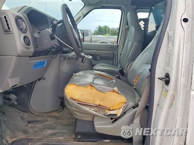 Zdjęcie 7 z 13 samochodu: 2014 FORD E150 DELIVERY VAN VIN:1FTNE1EWXEDA78022 - miniatura