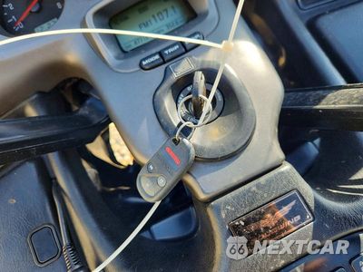 Zdjęcie 8 z 10 samochodu: 2003 HONDA GL1800 VIN:1HFSC47073A211715 - miniatura