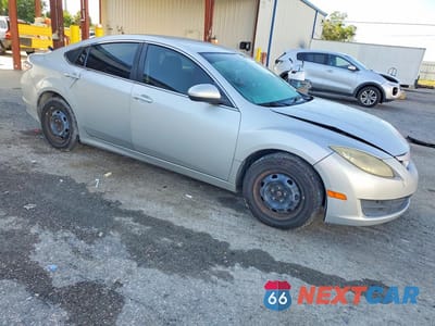 Czwarte zdjęcie samochodu z boku: 2010 MAZDA 6 I VIN:1YVHZ8BH8A5M04592 - miniatura