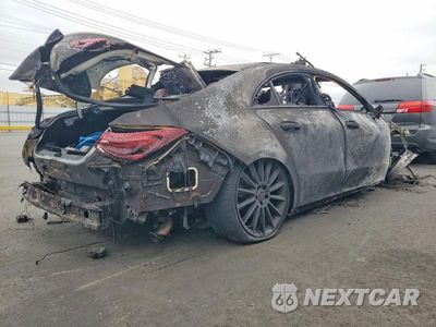 Trzecie zdjęcie samochodu z tyłu: 2021 MERCEDES-BENZ CLA 250 VIN:W1K5J4GB0MN162677 - miniatura