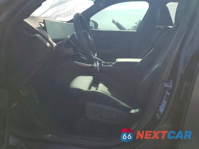 Zdjęcie 7 z 13 samochodu: 2025 BMW X3 30 XDRIVE VIN:5UX53GP03S9Z10170 - miniatura