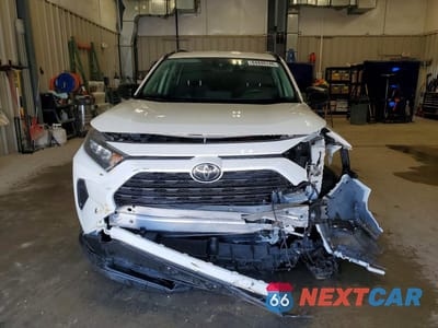 Piąte zdjęcie samochodu w środku: 2019 TOYOTA RAV4 LE VIN:JTMF1RFV4KD019029 - miniatura