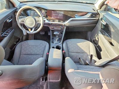 Zdjęcie 8 z 13 samochodu: 2022 KIA NIRO LXS VIN:KNDCB3LC7N5548439 - miniatura