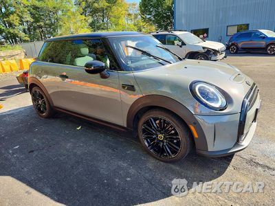 Czwarte zdjęcie samochodu z boku: 2022 MINI COOPER SE VIN:WMW13DJ02N2P99578 - miniatura