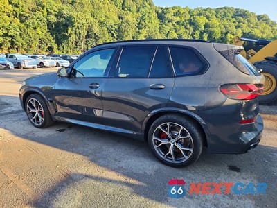 Drugie zdjęcie samochodu z przodu: 2026 BMW X5 M60I VIN:5UX33EU0XT9243731 - miniatura