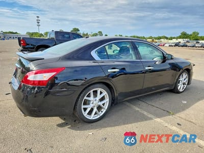 Trzecie zdjęcie samochodu z tyłu: 2009 NISSAN MAXIMA 3.5 S VIN:1N4AA51E39C815447 - miniatura