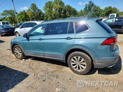 Drugie zdjęcie samochodu z przodu: 2019 VOLKSWAGEN TIGUAN SE VIN:3VV2B7AX5KM108526 - miniatura