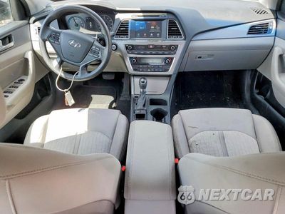 Zdjęcie 8 z 12 samochodu: 2017 HYUNDAI SONATA HYBRID SE VIN:KMHE24L17HA060371 - miniatura