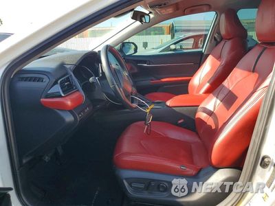 Zdjęcie 7 z 12 samochodu: 2021 TOYOTA CAMRY SE VIN:4T1G11AK3MU548652 - miniatura