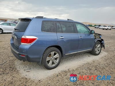 Trzecie zdjęcie samochodu z tyłu: 2013 TOYOTA HIGHLANDER LIMITED VIN:5TDDK3EH0DS190980 - miniatura