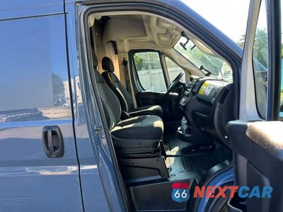 Zdjęcie 9 z 10 samochodu: 2019 RAM PROMASTER 3500 3500 HIGH VIN:3C6URVJG9KE558902 - miniatura