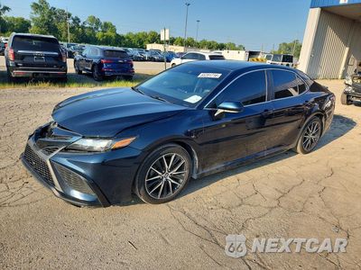 2021 TOYOTA CAMRY SE 4T1G11AK5MU461819 - główne zdjęcie licytacji z USA - miniatura