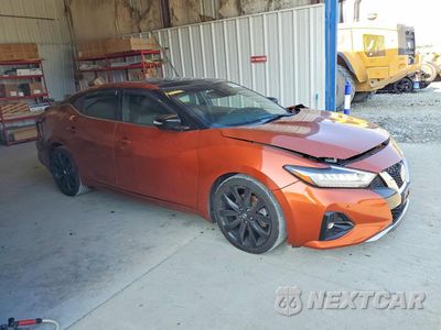 Czwarte zdjęcie samochodu z boku: 2019 NISSAN MAXIMA 3.5 SR VIN:1N4AA6AV6KC378118 - miniatura