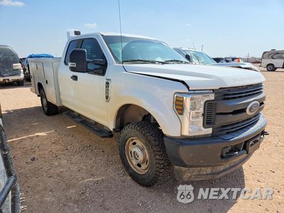 Czwarte zdjęcie samochodu z boku: 2019 FORD F250 SUPER DUTY VIN:1FD7X2B60KEC70676 - miniatura