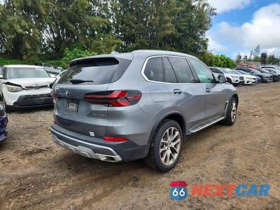 Trzecie zdjęcie samochodu z tyłu: 2025 BMW X5 XDRIVE40I VIN:5UX23EU00S9Z59063 - miniatura