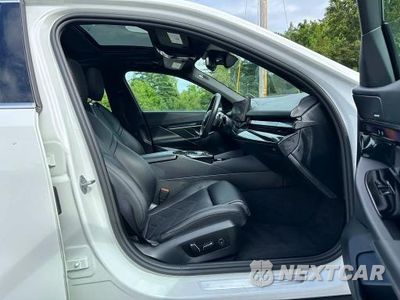 Zdjęcie 6 z 10 samochodu: 2027 BMW 530 XI VIN:WBA53FJ07VCY10095 - miniatura