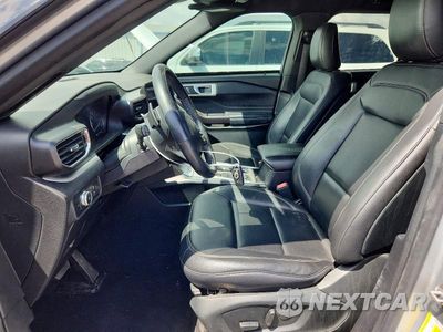 Zdjęcie 7 z 14 samochodu: 2020 FORD EXPLORER XLT VIN:1FMSK8DH3LGB04670 - miniatura