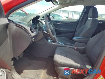 Zdjęcie 7 z 12 samochodu: 2017 CHEVROLET CRUZE LT VIN:1G1BE5SM2H7189477 - miniatura