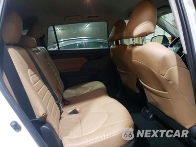Zdjęcie 11 z 14 samochodu: 2022 TOYOTA HIGHLANDER L VIN:5TDCZRAH8NS094788 - miniatura