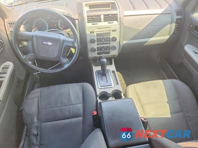 Zdjęcie 8 z 13 samochodu: 2011 FORD ESCAPE XLT VIN:1FMCU0DG0BKC47739 - miniatura