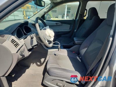 Zdjęcie 7 z 13 samochodu: 2010 CHEVROLET TRAVERSE LT VIN:1GNLVFED4AS102573 - miniatura