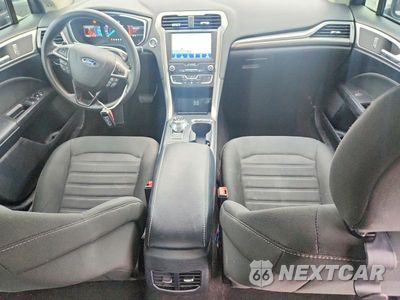 Zdjęcie 8 z 12 samochodu: 2019 FORD FUSION SE VIN:3FA6P0HD8KR246204 - miniatura