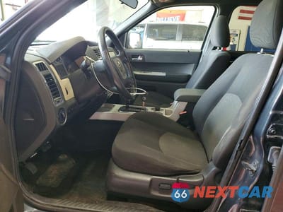 Zdjęcie 7 z 12 samochodu: 2008 MERCURY MARINER VIN:4M2CU91148KJ33108 - miniatura