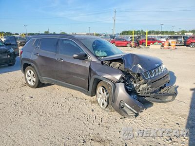 Czwarte zdjęcie samochodu z boku: 2021 JEEP COMPASS LATITUDE VIN:3C4NJCBB2MT542535 - miniatura