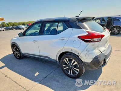 Drugie zdjęcie samochodu z przodu: 2019 NISSAN KICKS SR VIN:3N1CP5CU7KL510164 - miniatura