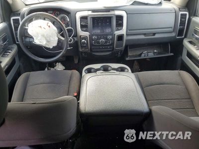 Zdjęcie 8 z 12 samochodu: 2019 RAM 1500 CLASSIC SLT VIN:1C6RR7GT4KS685155 - miniatura
