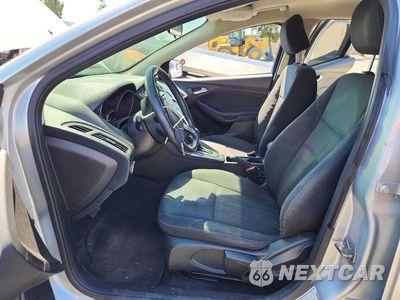 Zdjęcie 7 z 12 samochodu: 2016 FORD FOCUS SE VIN:1FADP3F27GL262989 - miniatura
