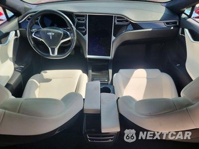 Zdjęcie 8 z 13 samochodu: 2018 TESLA MODEL S VIN:5YJSA1E29JF244433 - miniatura