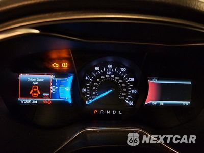 Zdjęcie 9 z 13 samochodu: 2017 FORD FUSION SE VIN:3FA6P0H71HR383228 - miniatura