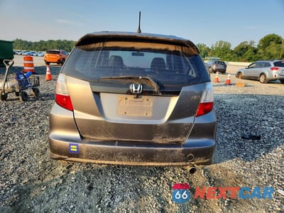 Zdjęcie 6 z 12 samochodu: 2011 HONDA FIT SPORT VIN:JHMGE8H54BC002140 - miniatura