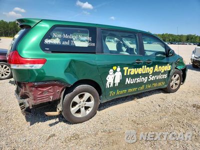 Trzecie zdjęcie samochodu z tyłu: 2013 TOYOTA SIENNA VIN:5TDZK3DC3DS335859 - miniatura
